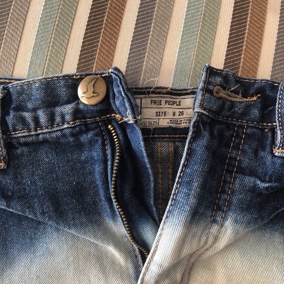 Free people Jean shorts! - Picture 5 of 5